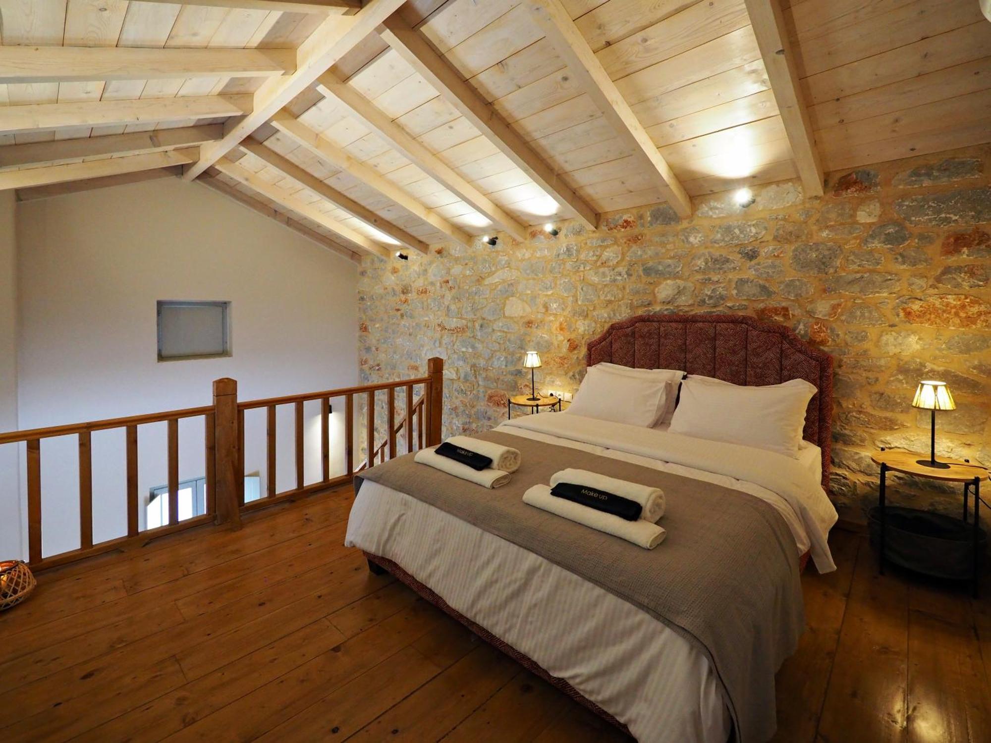 Terra Di Pietra Exclusive Suites & Apartments Areópoli Eksteriør bilde